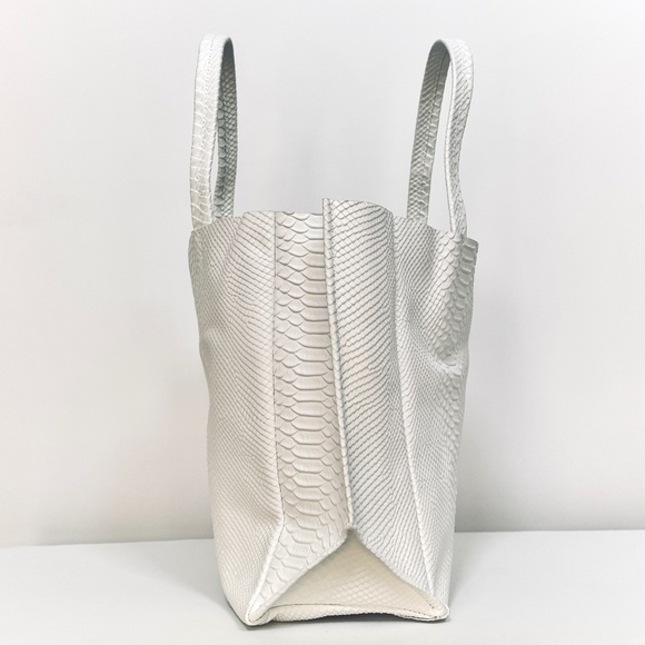 Ampersand As Apostrophe White Sideways Python Textured Leather Tote Bag - Picture 10 of 13